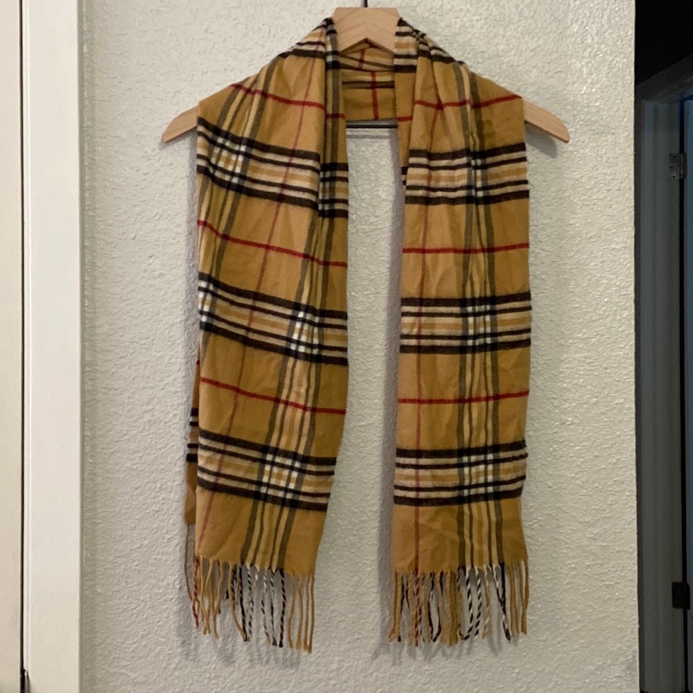 V. Fraas Woman’s Plaid Cold Weather Scarf .